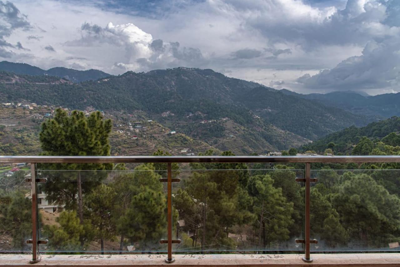 The Kasauli Western Uphills I Serviced Apartments I Pvt Balcony I Peacefull Area I By Exotic Stays Eksteriør bilde