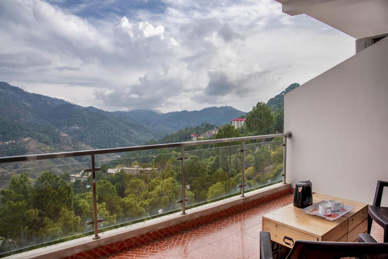 The Kasauli Western Uphills I Serviced Apartments I Pvt Balcony I Peacefull Area I By Exotic Stays Eksteriør bilde