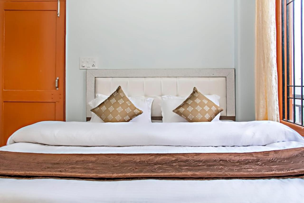 The Kasauli Western Uphills I Serviced Apartments I Pvt Balcony I Peacefull Area I By Exotic Stays Eksteriør bilde